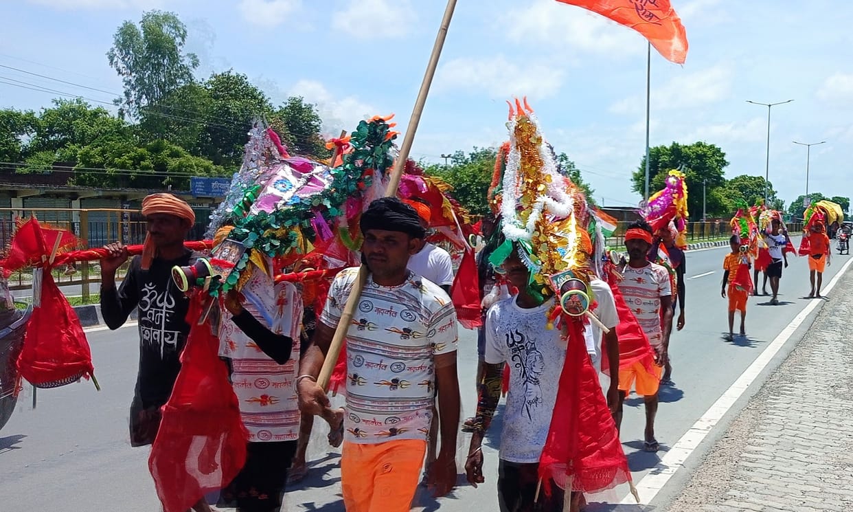 Crowd of Kanwariyas increased... route change implemented a day before