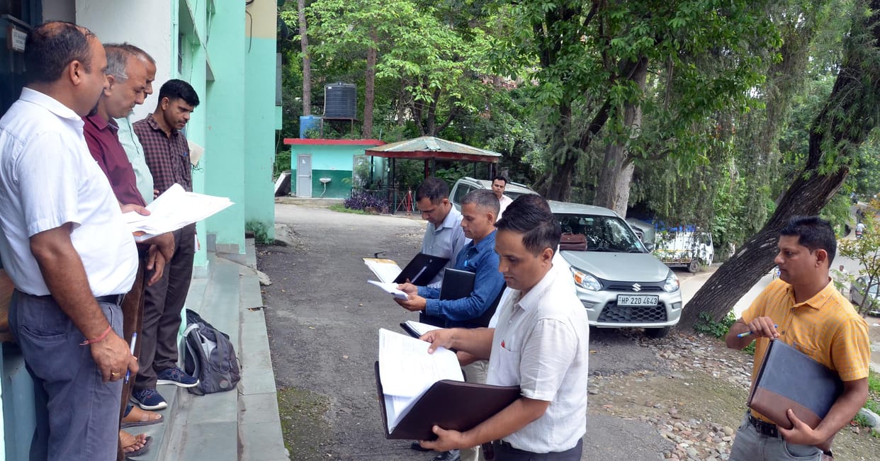 127 posts, only seven candidates appeared for interview