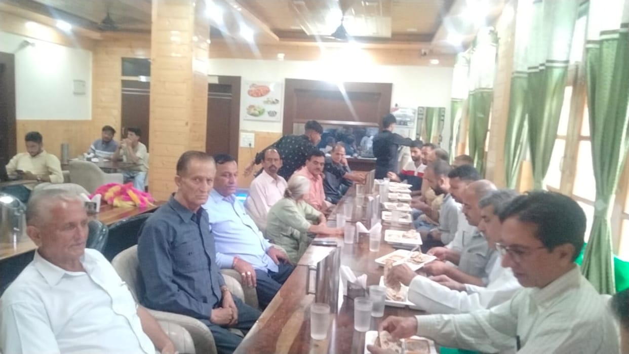 pensioners welfare association honoured to journalist in rajgargh