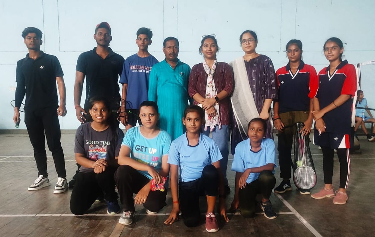Kumkum-Rimjhim duo brightens Amethi in badminton