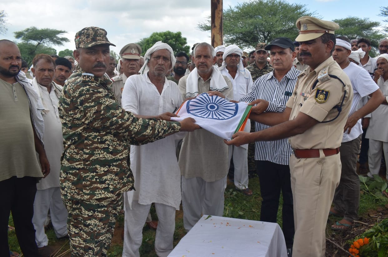 CRPF jawan Dharmendra cremated with state honours.