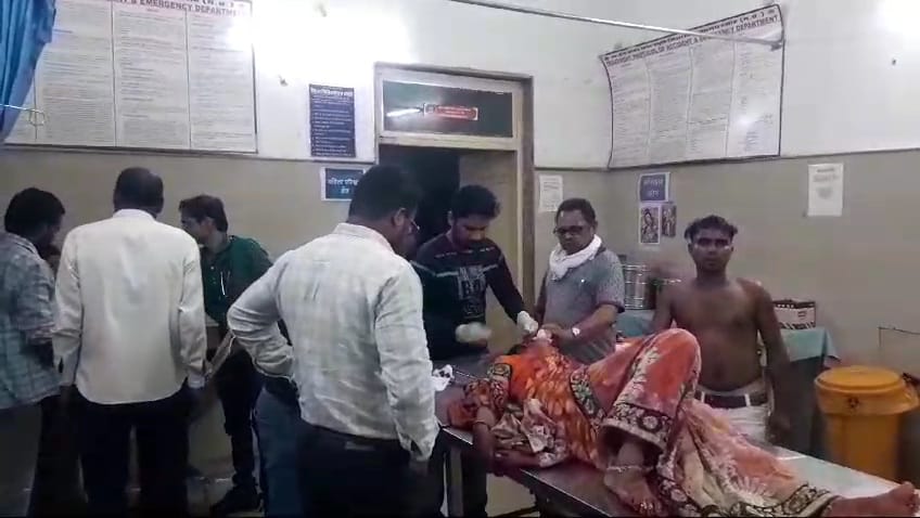 damoh Drunken husband attacked estranged wife with a knife condition critical