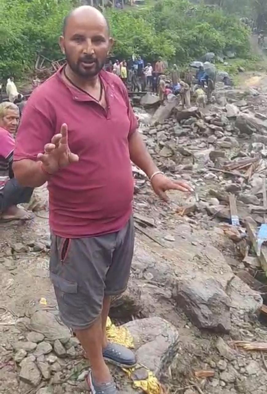 Villagers engaged in rescue work day and night in Rajban tragedy