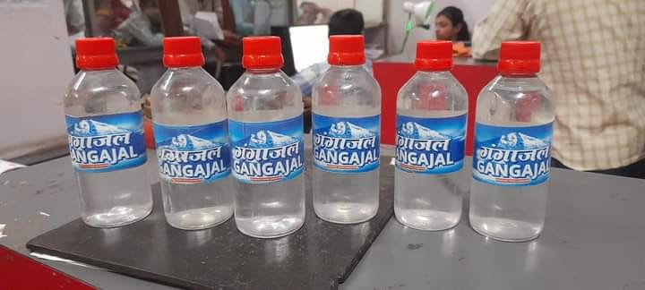 Damoh In the month of Sawan, crowd of people started buying Gangajal bottles from the post office