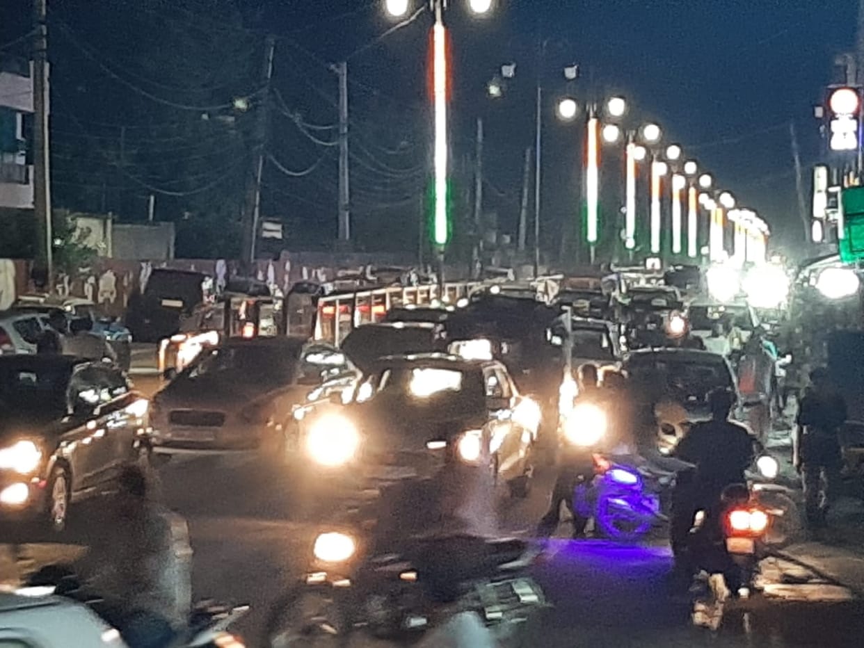 Efforts to make the road six lane till Jindal Chowk