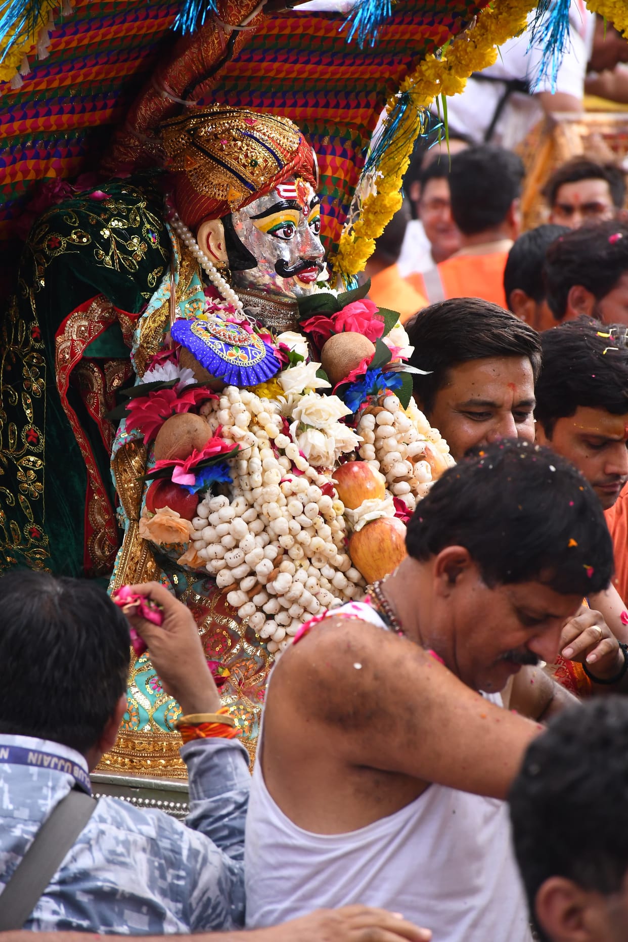 Ujjain News Shiva city Ujjain was filled with Shiva on third ride three forms of Baba Mahakal were seen