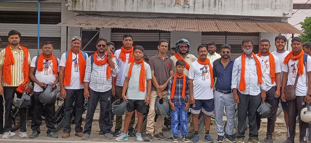 Group of devotees left for Jageshwar Dham