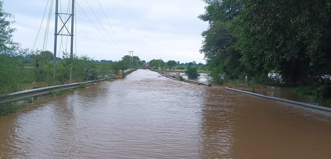 Hiran river remained in spate Even after the rain stopped in damoh
