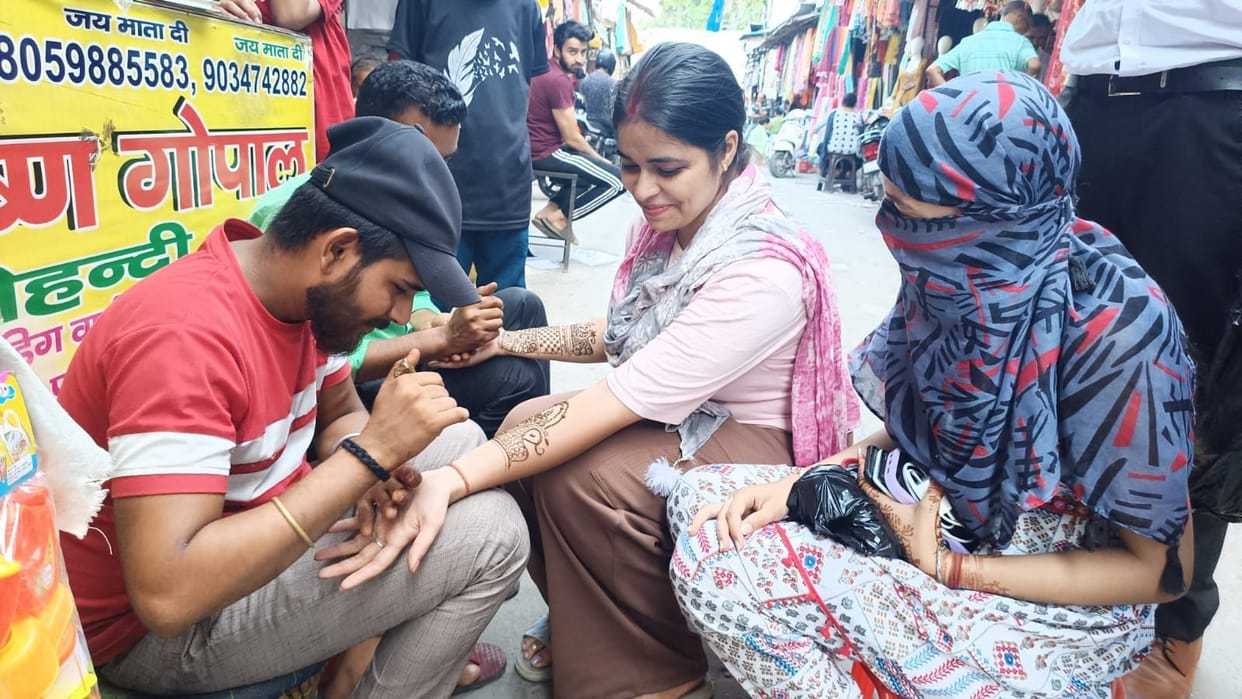 The market is buzzing on Hariyali Teej, the excitement is increasing