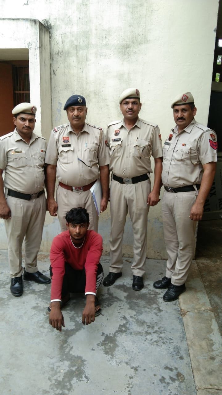 One accused of looting Rs 2.36 lakh at Dharamkanta arrested