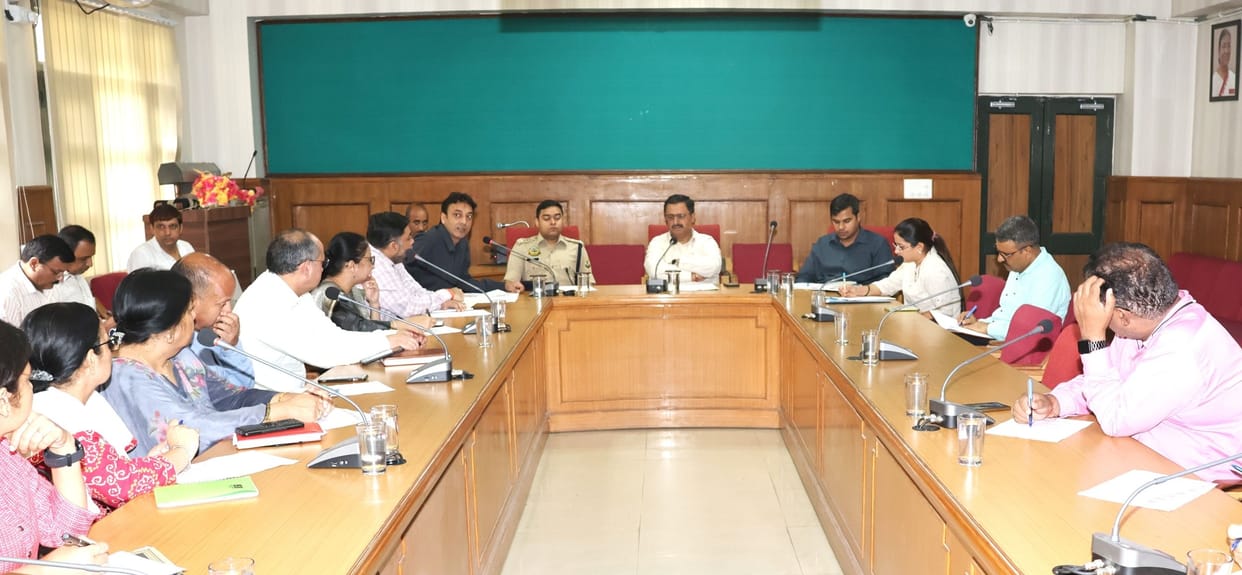 The district will be in Thodo Maidan

level independence day celebration