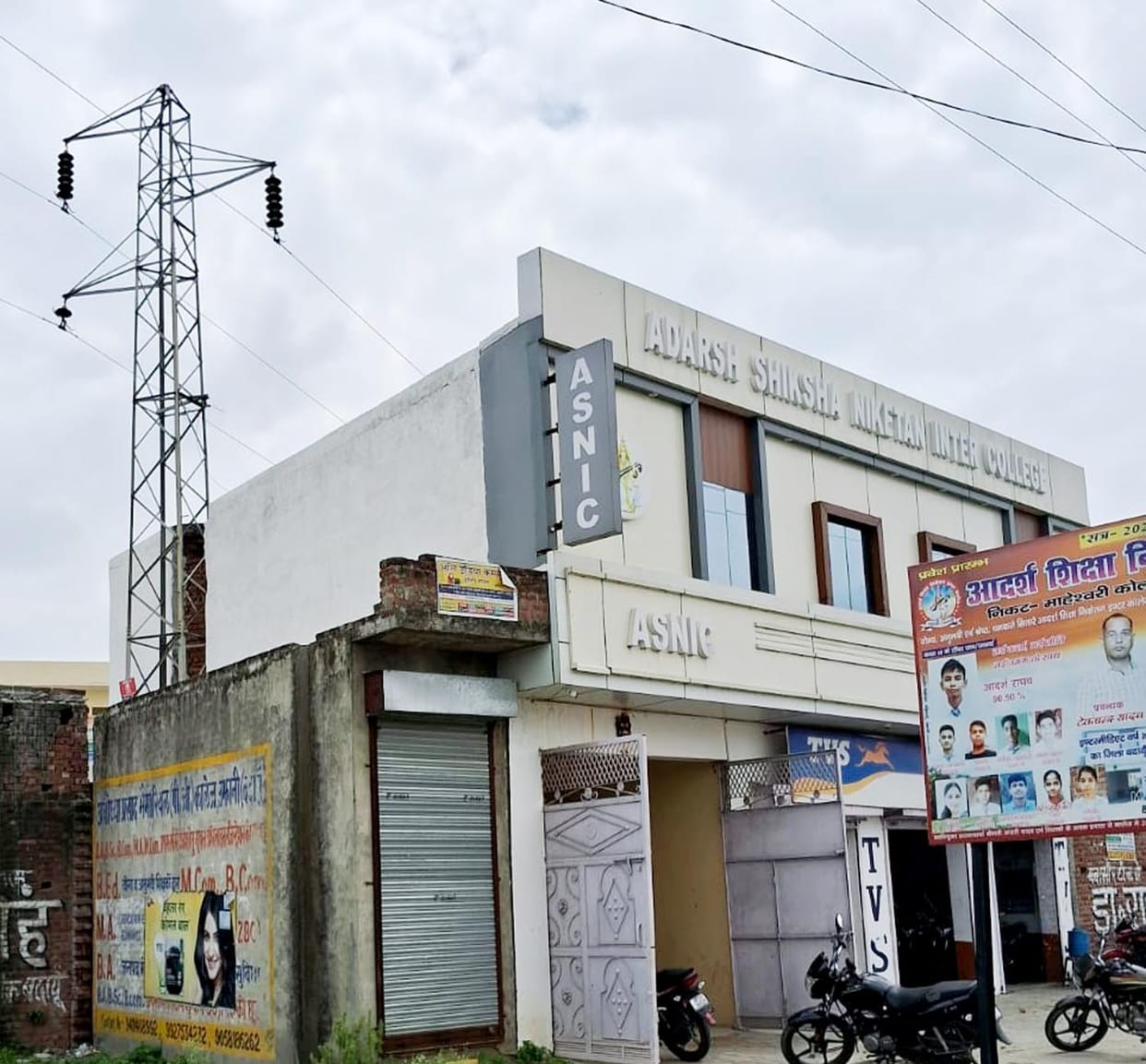 Like spider web, electric wires are inviting death