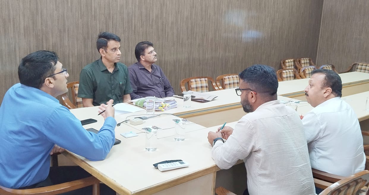 Officers should provide DPR of development projects soon: DC