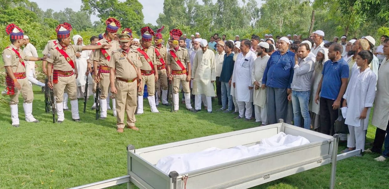Last farewell given to democracy fighter Dr. Jameel Ahmed