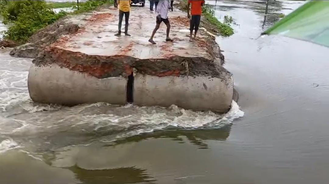 Repair work done on Madhotanda road got washed away in rain