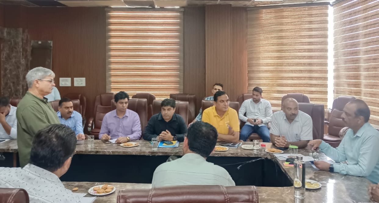 More complaints from electricity workers than consumers in Janata Darbar