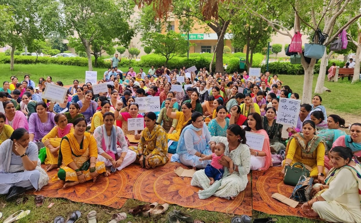 Nursing officers started indefinite strike