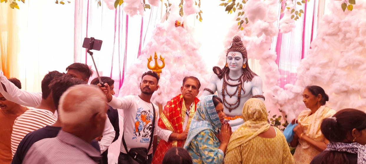 17,000 devotees bowed down in the court of Maa Chintpurni
