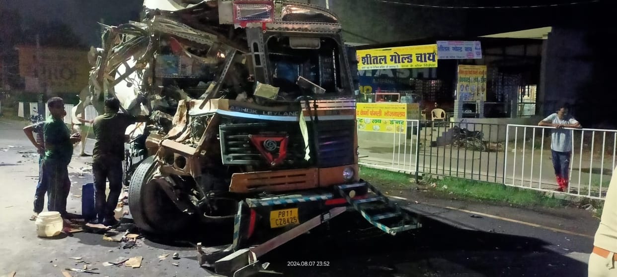 Another tanker collides with a tanker filled with petrol, driver injured