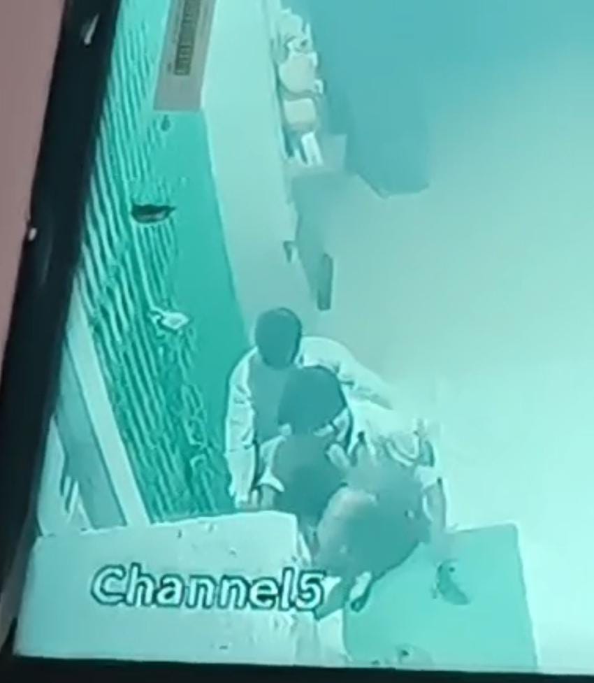Umbrella and cash stolen from Durga temple