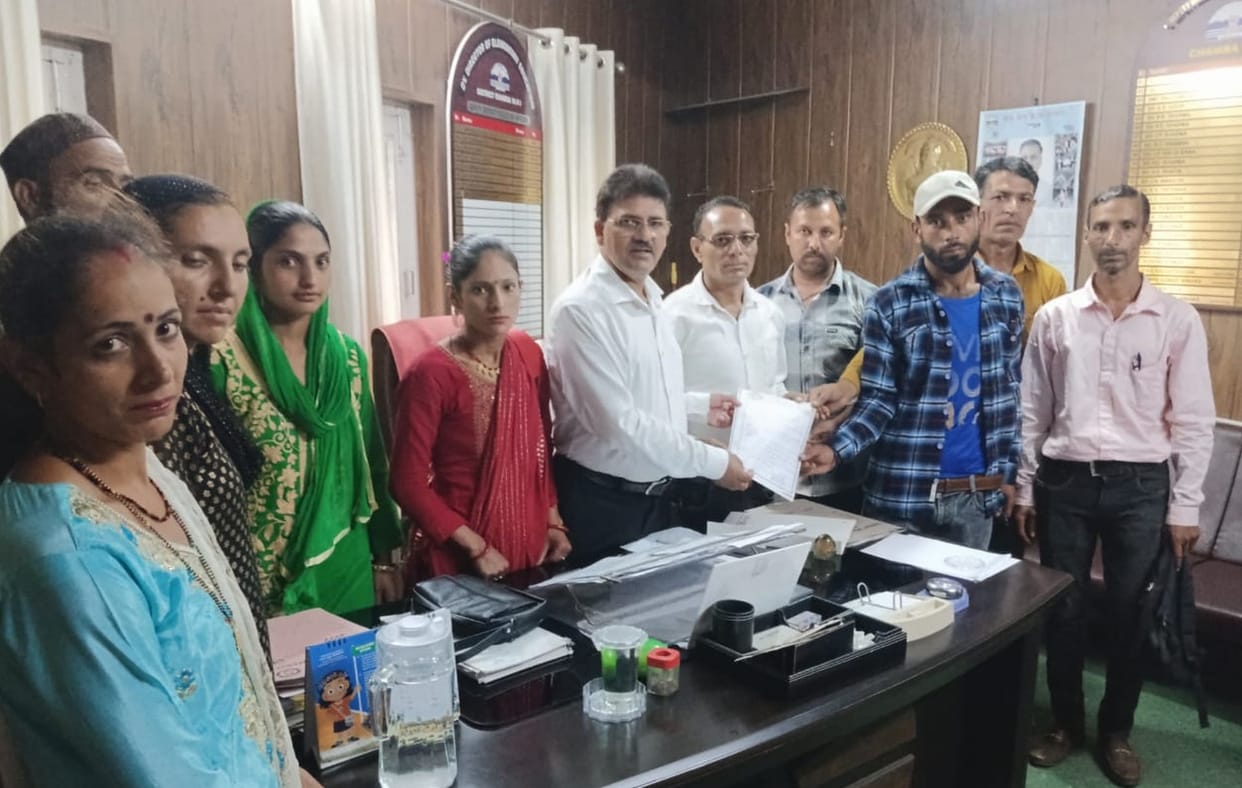 Government fills the posts of teachers who have been vacant in the school for four years