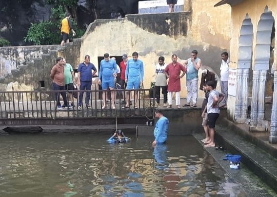 Dead body of drowned youth found in Shivkund after 14 hours
