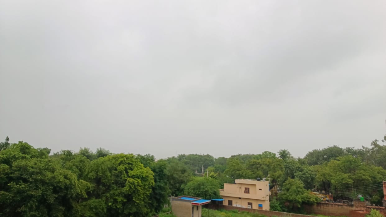 It rained all day long, temperature reached 28 degrees