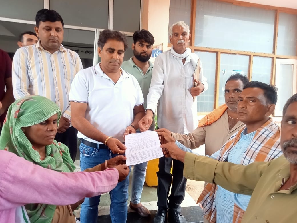 Rural sanitation workers raised demand for regularization