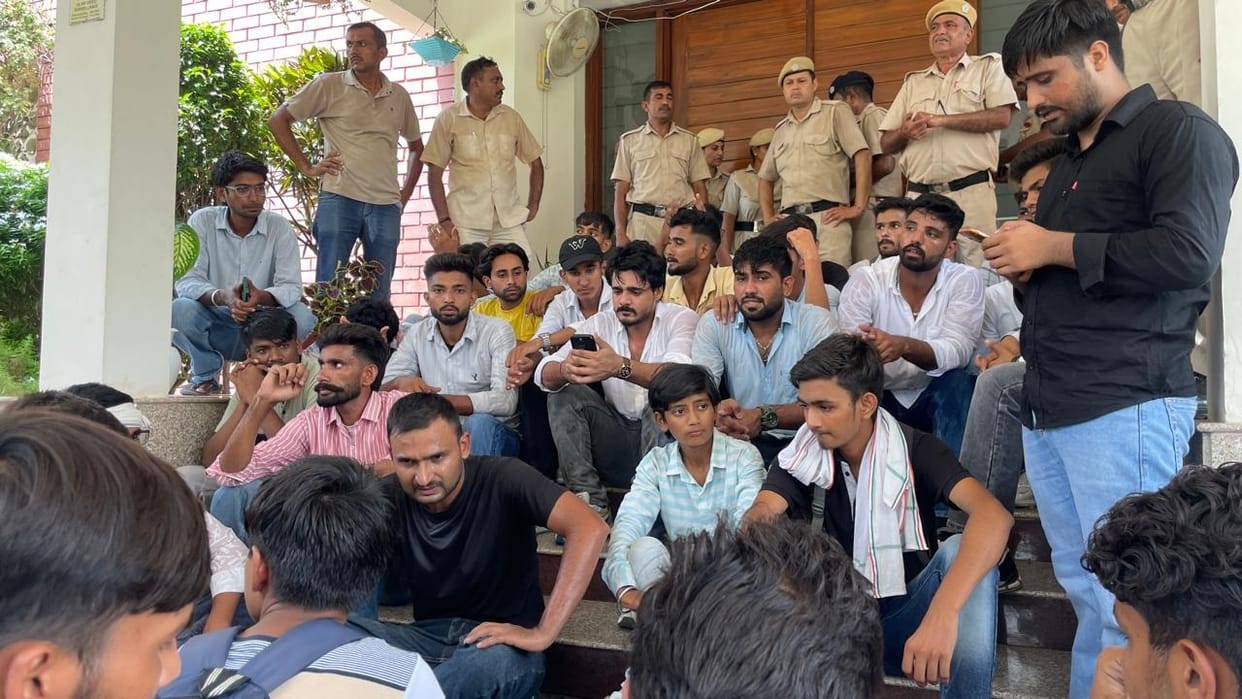 Students protested demanding withdrawal of fee hike and accommodation of three girl students in one room.