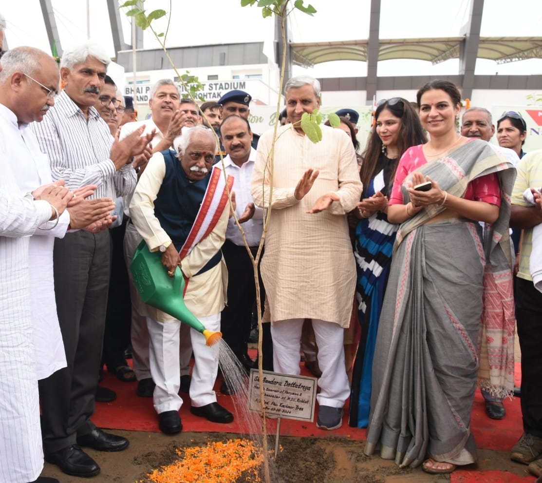 Make the One Tree in the Name of Mother campaign a mass movement: Governor