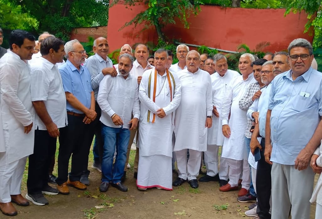 Problems of sectors will be resolved if Congress government is formed: Hooda