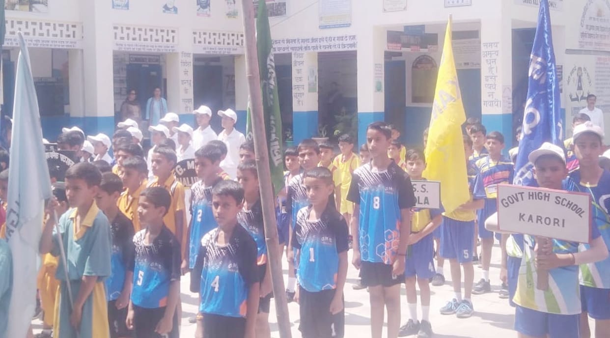 225 players from 25 schools gathered in Kiani