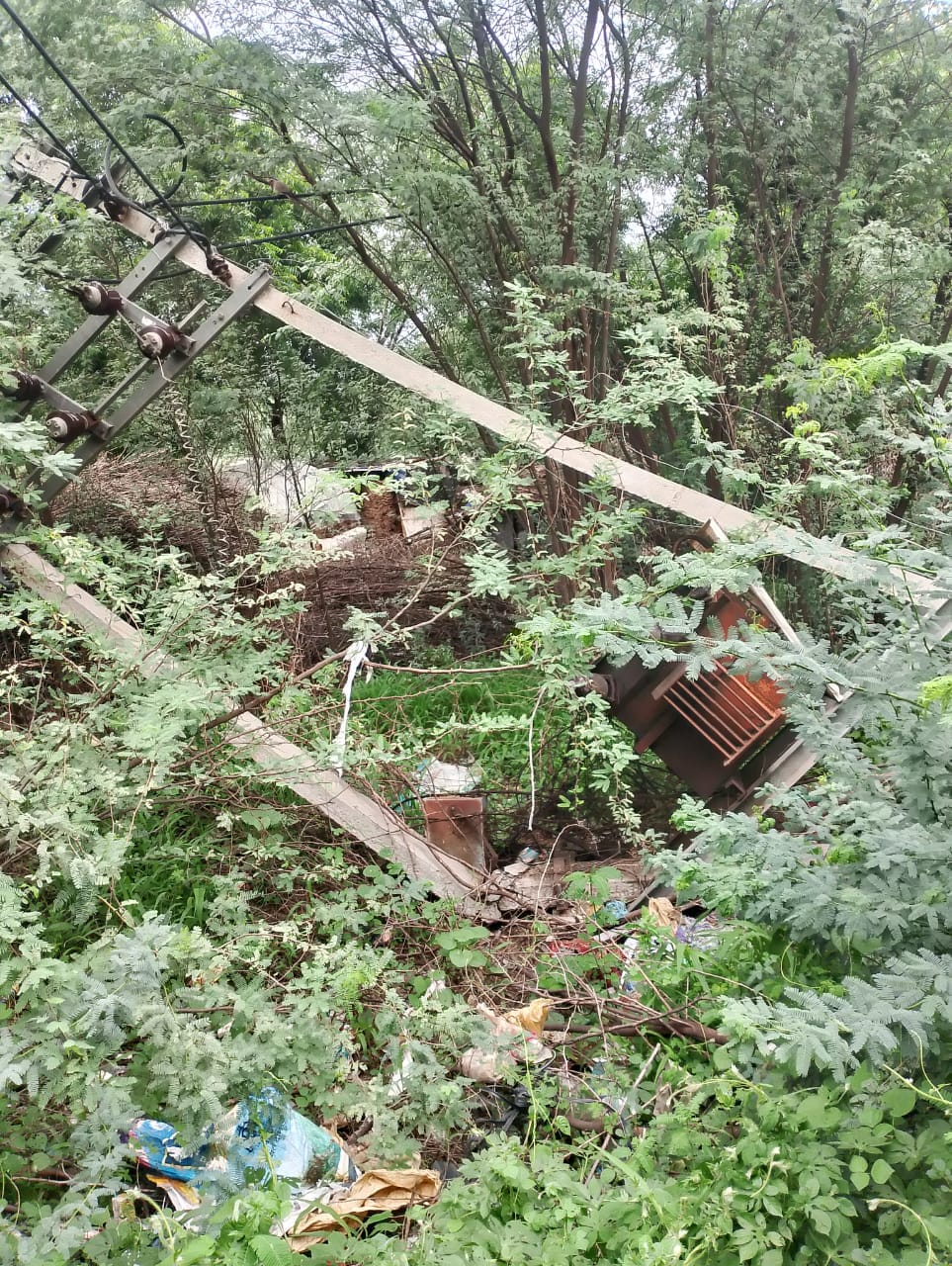 Pole fell along with transformer, fear of accident