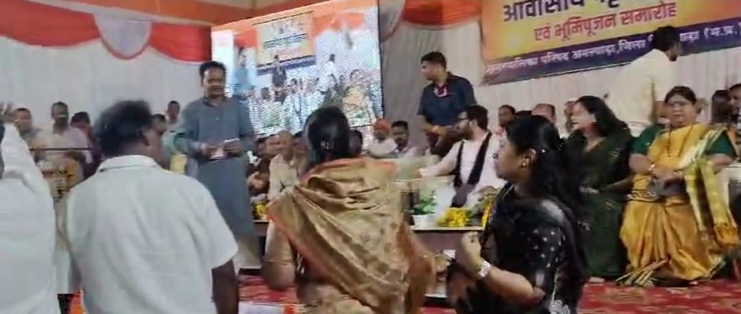 CMO assaulted at Napa eventAmarwara police registers case against 9 people, including 2 councillors