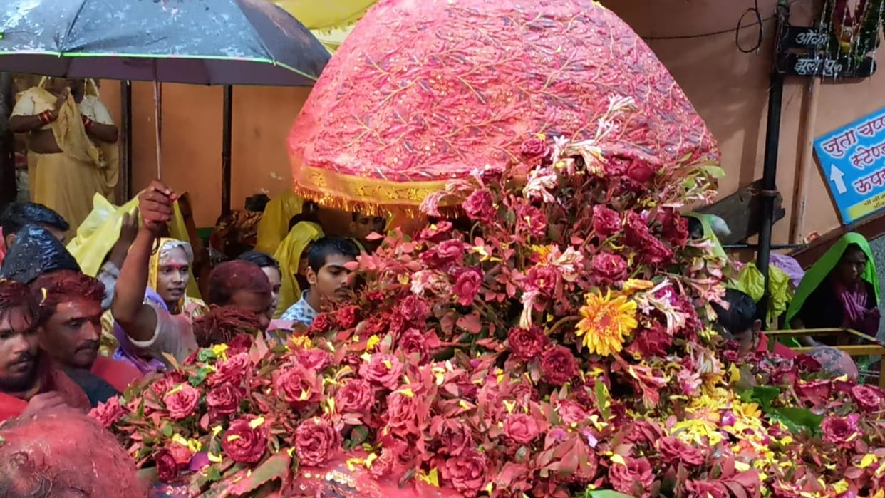Khandwa: Omkar ji's royal grand ride tomorrow, Lord will go on a city tour in a silver palanquin.