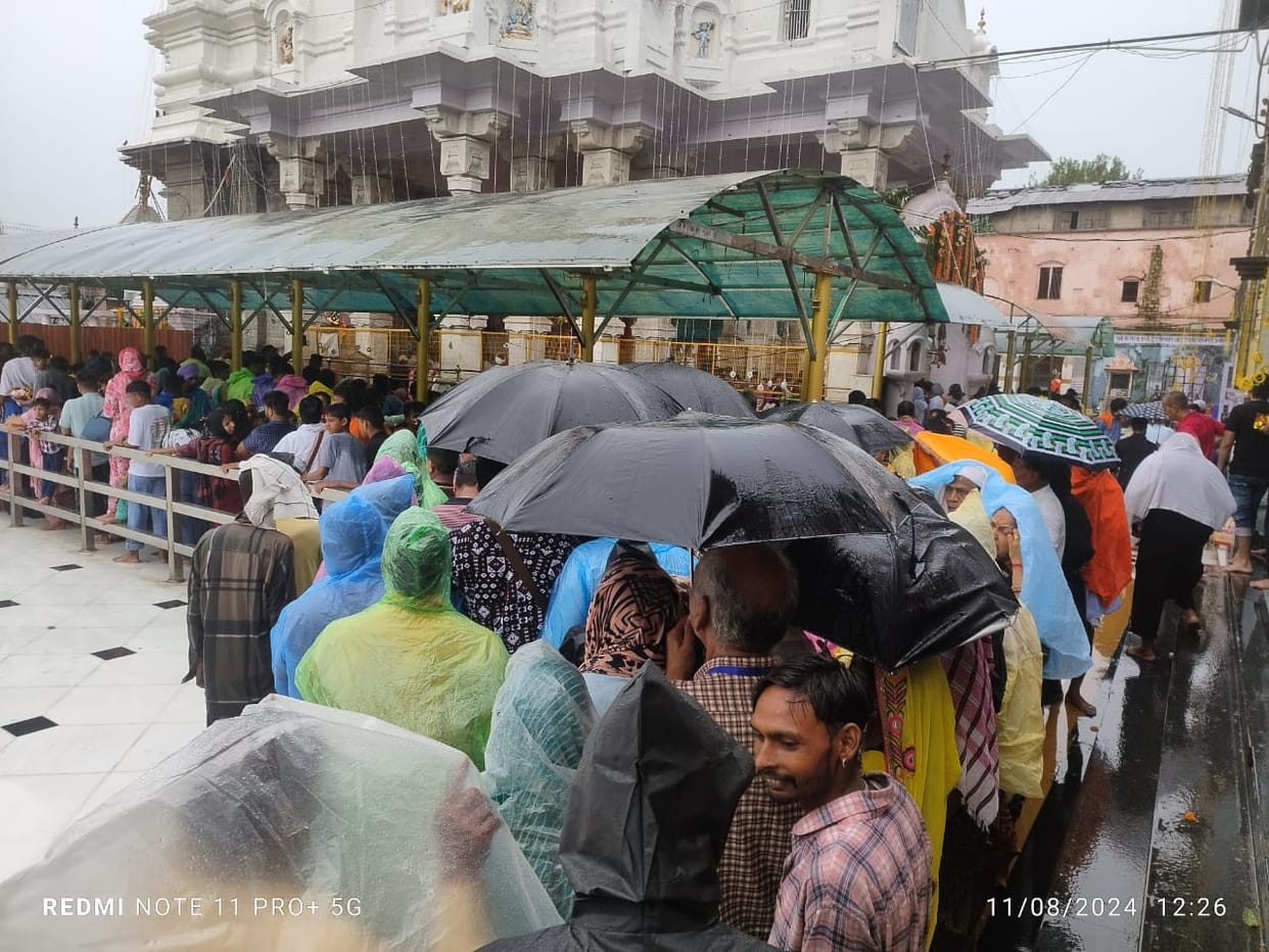 6,000 devotees attended Bajreshwari temple Kangra