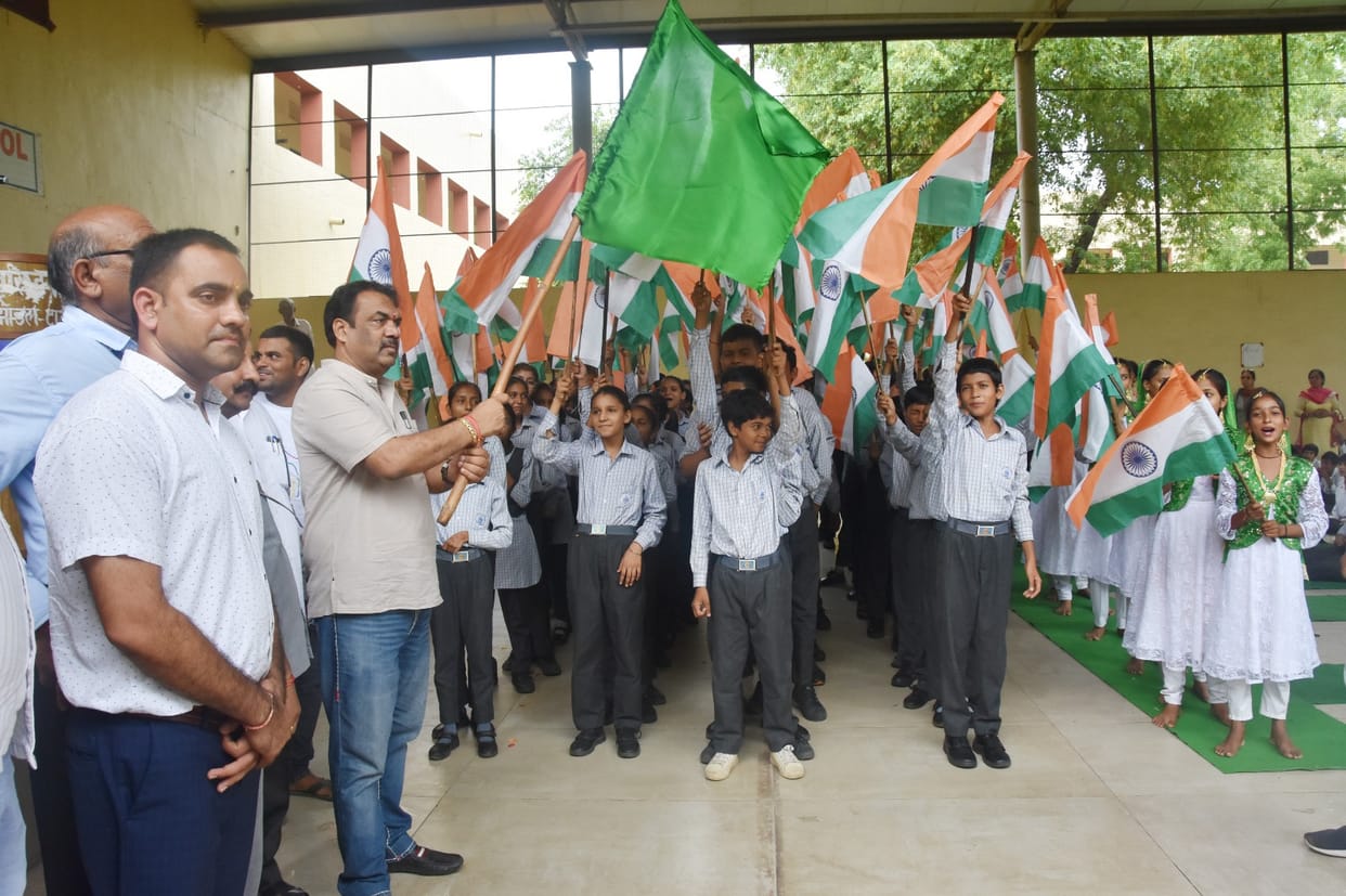 It is the duty of every citizen to respect the national flag: Sports Minister
