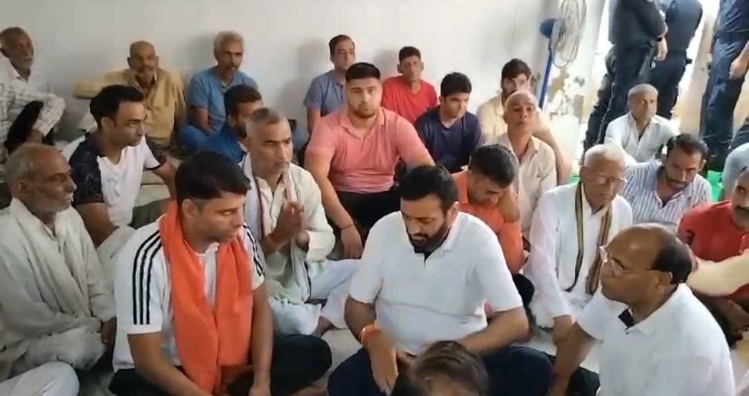 Chief Minister expressed condolences on the death of cow protector Sonu