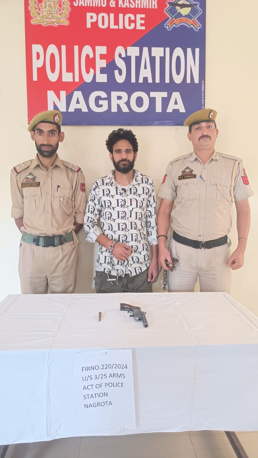 One Arrested with Desi Kattta