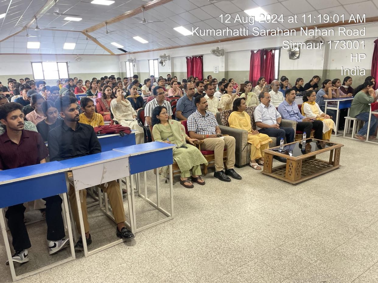 parichye programme oragnised in nahan college