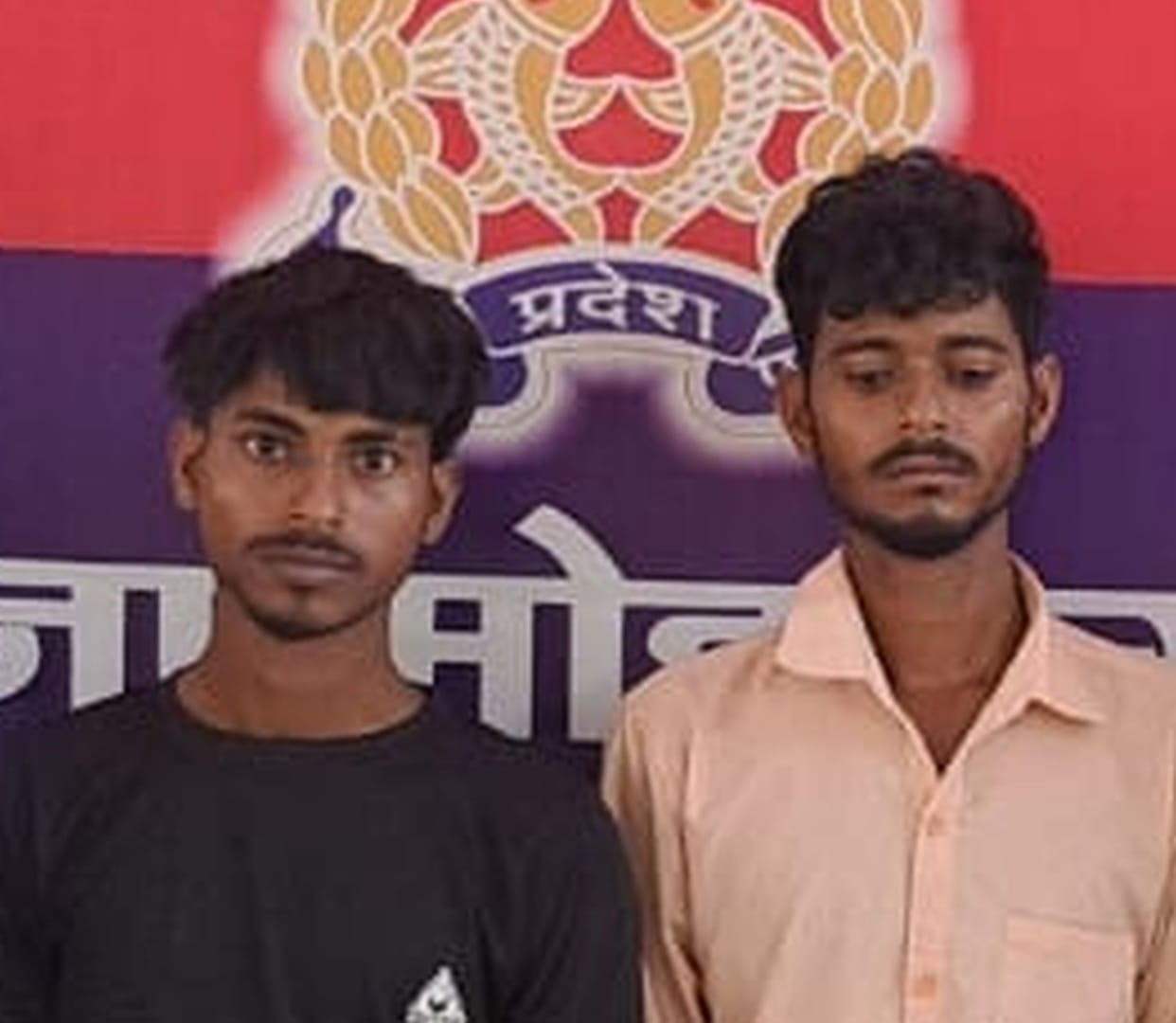 Theft in mobile shop revealed, three criminals arrested