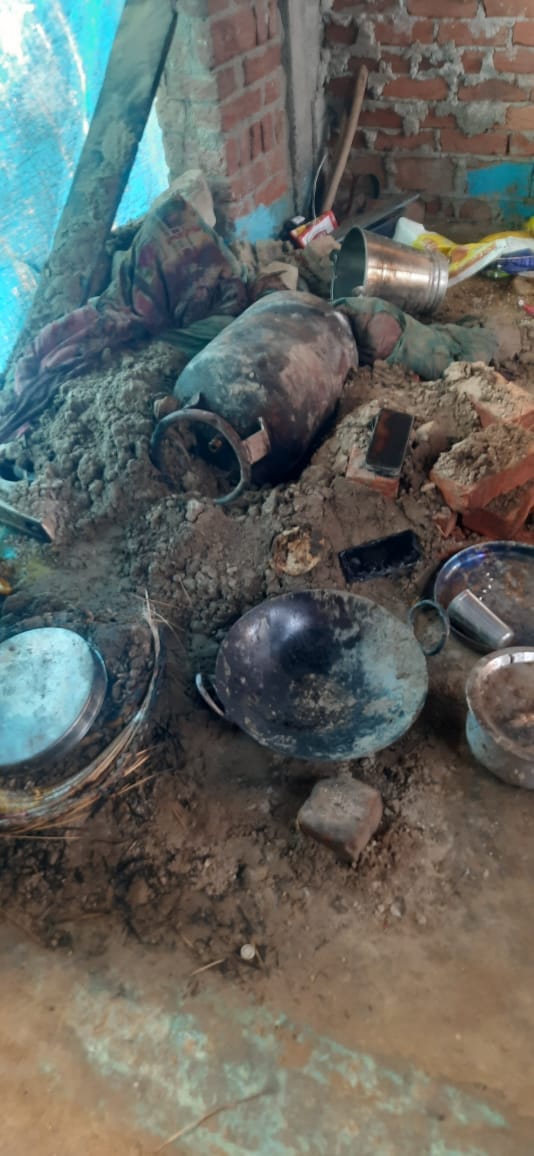 Cylinder caught fire, panic ensued as family members got trapped