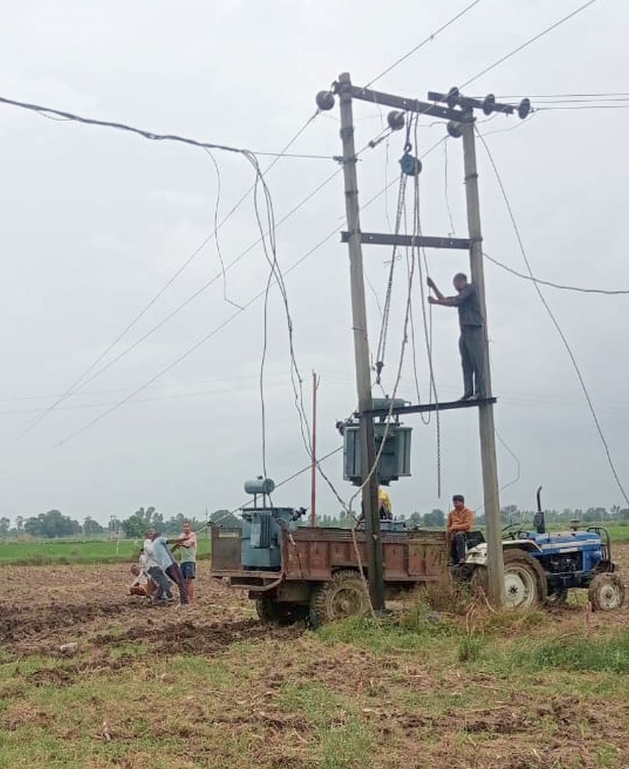 Transformer installed in Singathara village, electricity came after six days