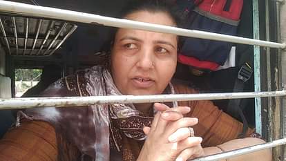 Mahakumbh Stampede: CM Yogi talked to Railway Minister, trains can be increased, Judicial Commission will go t