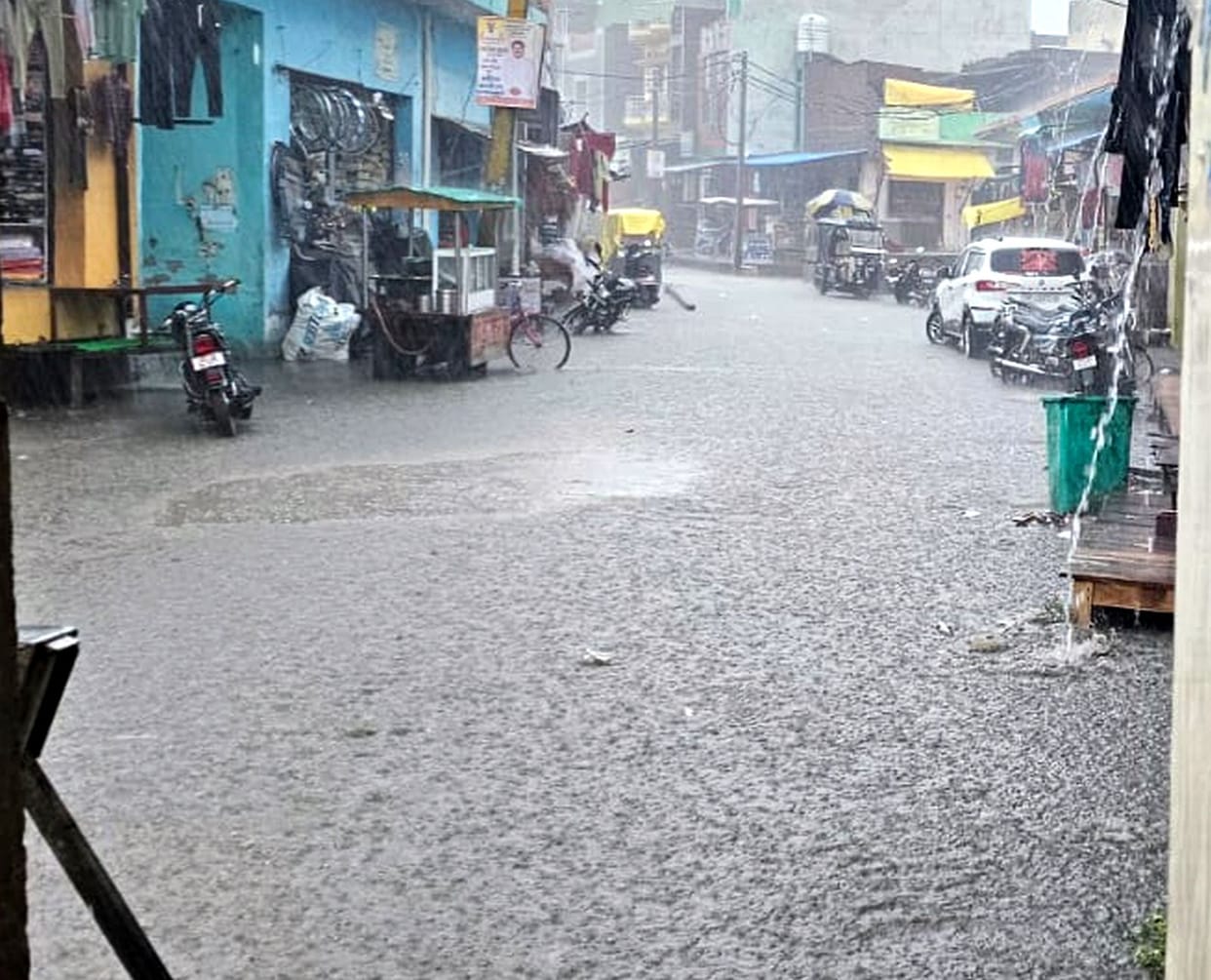 37 mm rain made the weather pleasant, brought relief from humidity