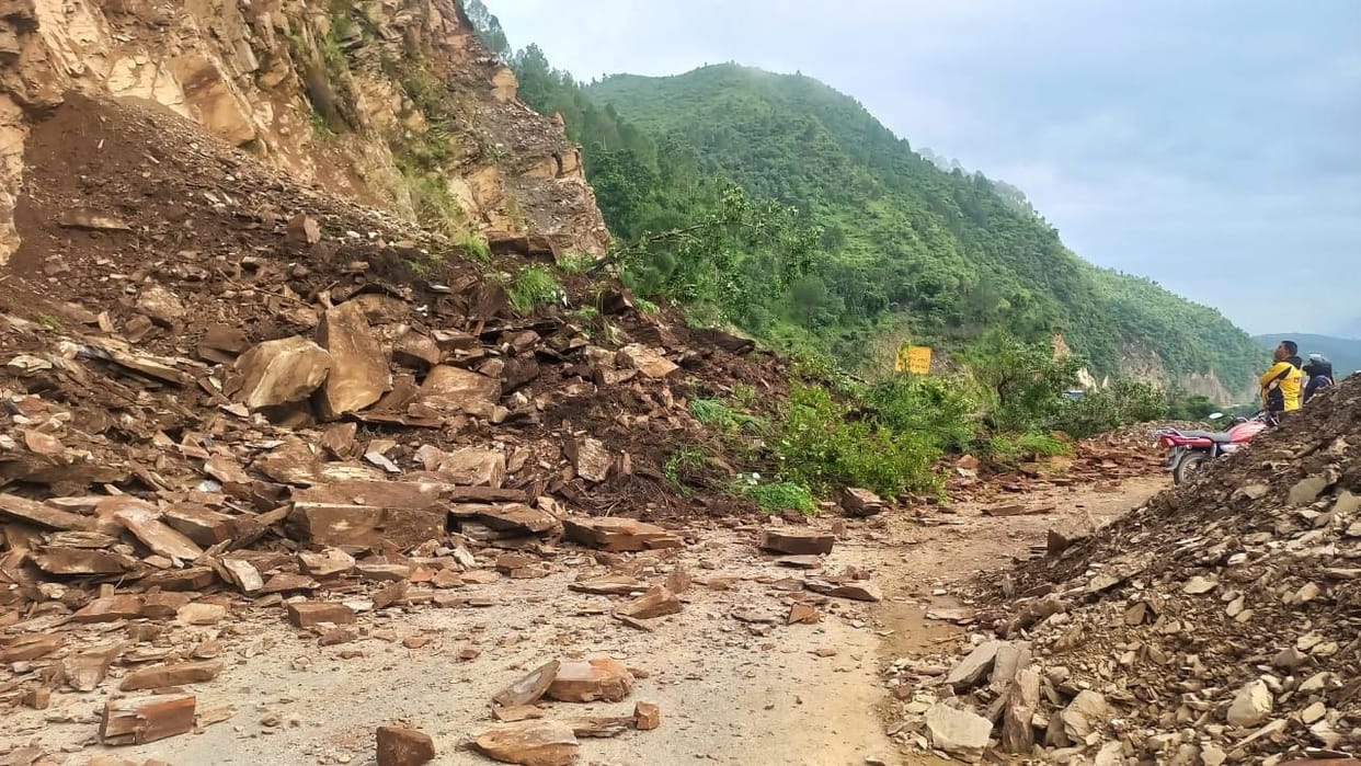 19 roads closed in Pithoragarh district