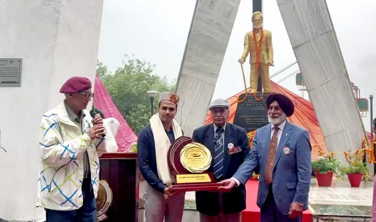 Tributes paid to martyrs in Panjpula, Dalhousie