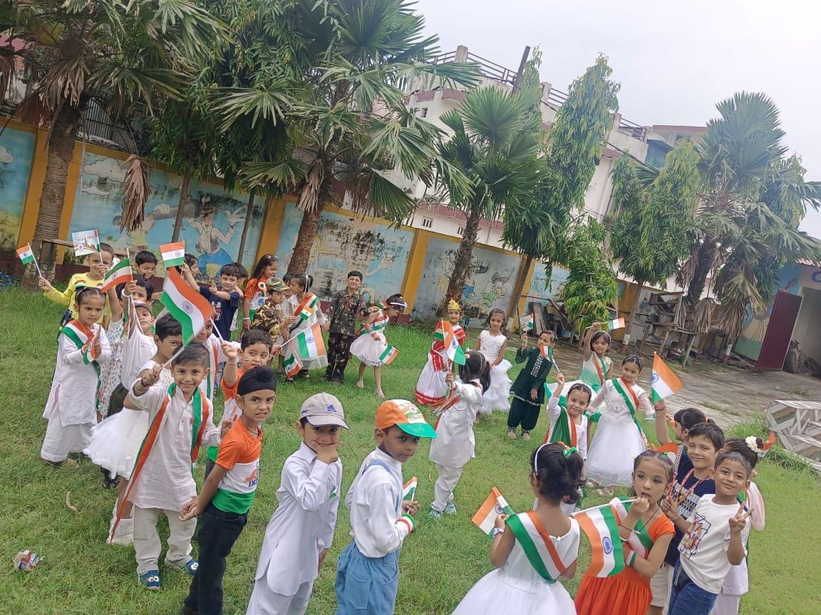independence day celebrated in dav school ponta