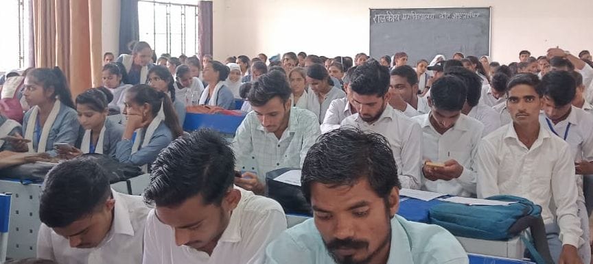 85 candidates out of 173 got jobs