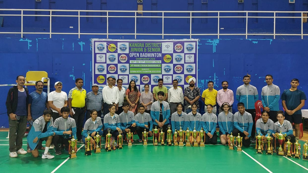 Karan and Bharti won badminton singles title